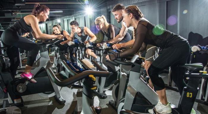 Spinning: como praticar para perder a barriga