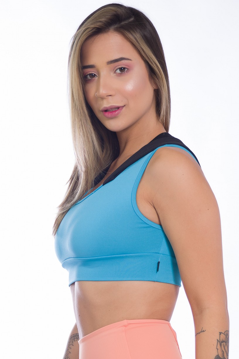 KS-F1195-005_Cropped_com_Capuz_Azul_Celeste__Preto__Ref:_KS-F1195-005