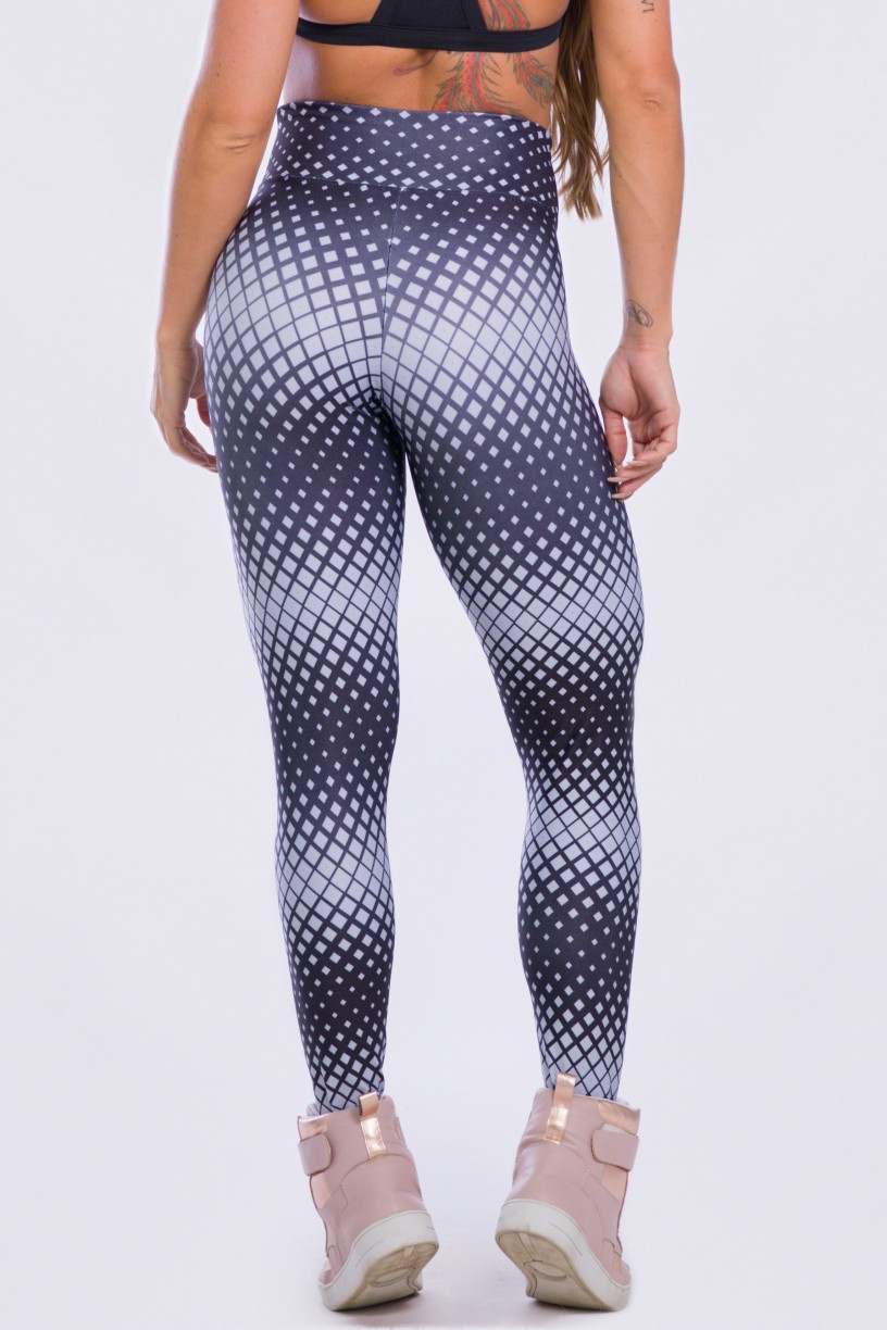 K2536-A_Calca_Legging_Sublimada_Diamonds_in_Black__Ref:_K2536-A