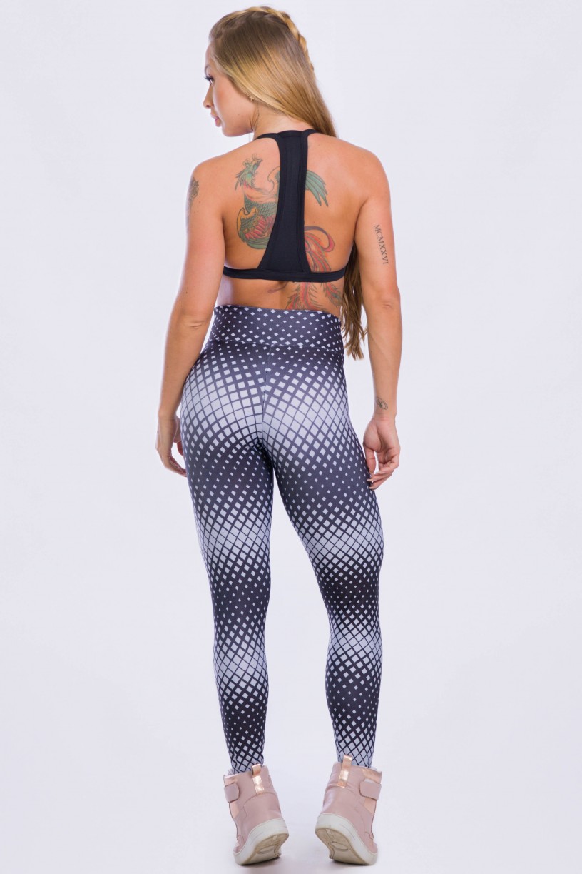 K2536-A_Calca_Legging_Sublimada_Diamonds_in_Black__Ref:_K2536-A