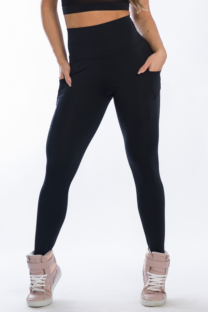 K2424-A_Calca_Legging_com_Bolso_Lateral_Preto__Ref:_K2424-A