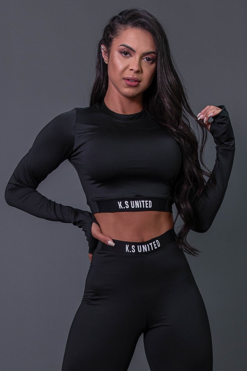 K2686-A_Cropped_Fitness_Manga_Longa_com_Silk_Preto__Branco__Ref:_K2686-A