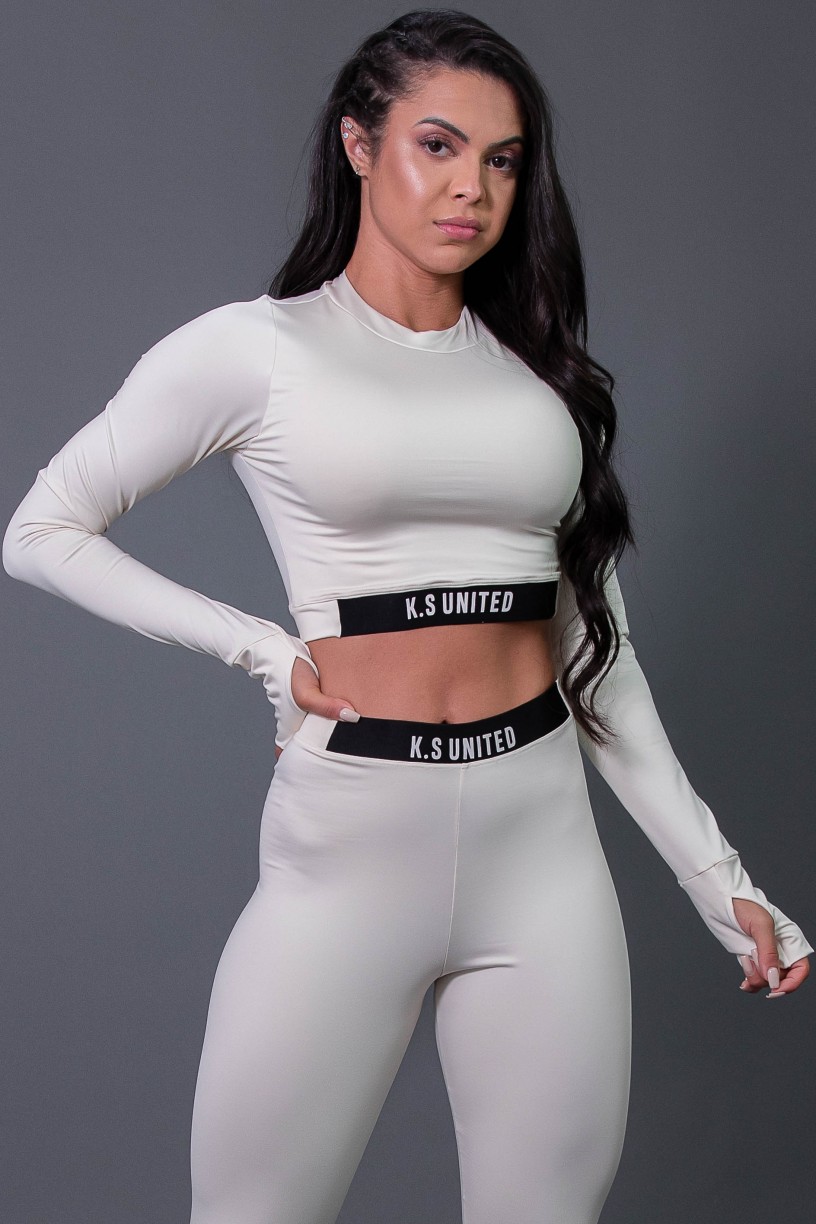 K2686-D_Cropped_Fitness_Manga_Longa_com_Silk_Off-White__Preto__Ref:_K2686-D