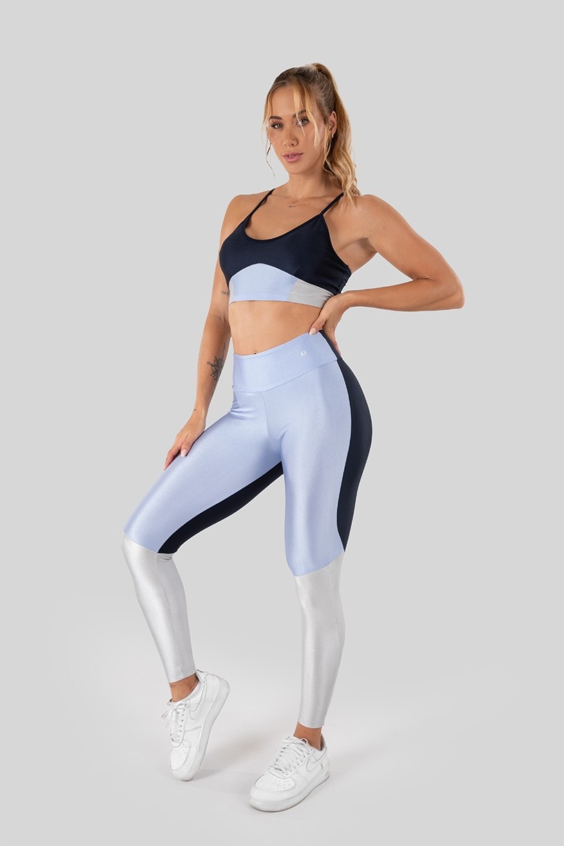 K3281-B_Calca_Legging_Tecido_Platinado_Tricolor_com_Recortes_Azul_Marinho__Azul__Prata__Ref:_K3281-B