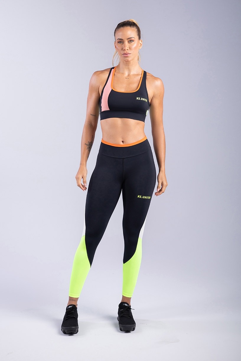 K3297-A_Calca_Legging_com_Detalhe_Triangular_na_Lateral_Preto__Amarelo__Branco__Ref:_K3297-A