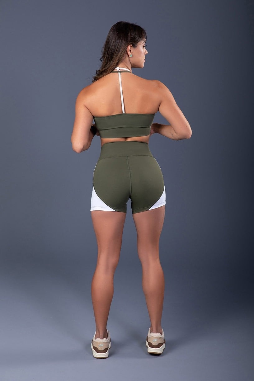 K3331-B_Short_com_Detalhe_Lateral_Verde_Militar__Branco__Cinza__Ref:_K3331-B