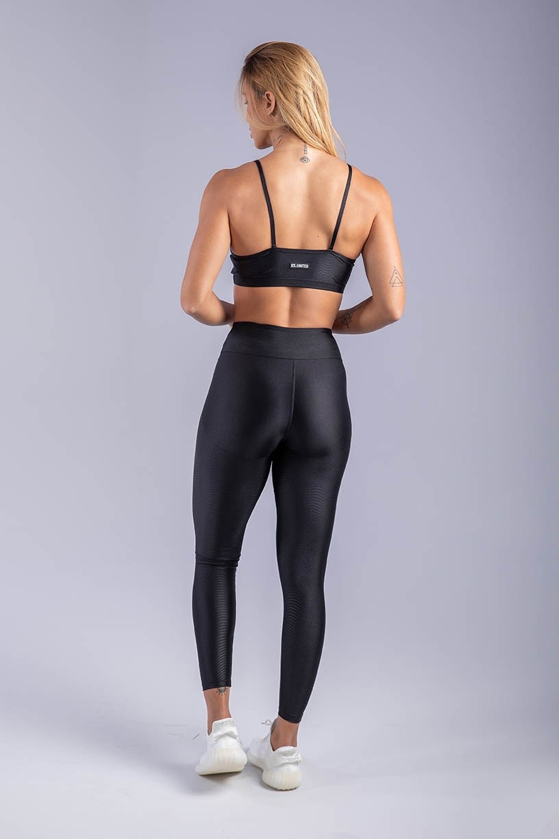 K3365-A_Calca_Legging_com_Recorte_Levanta_Bumbum_Preto__Ref:_K3365-A