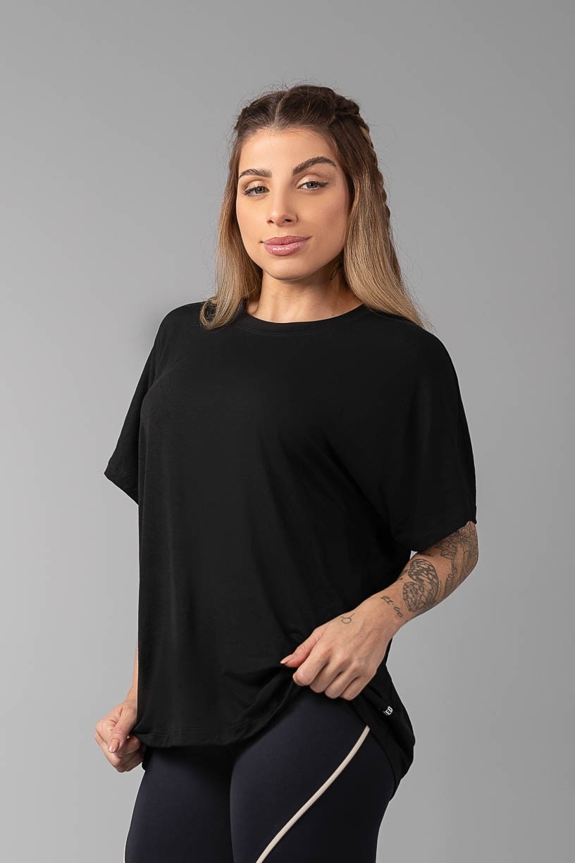 K3555-A_Blusa_Manga_Morcego_Preto__Ref:_K3555-A