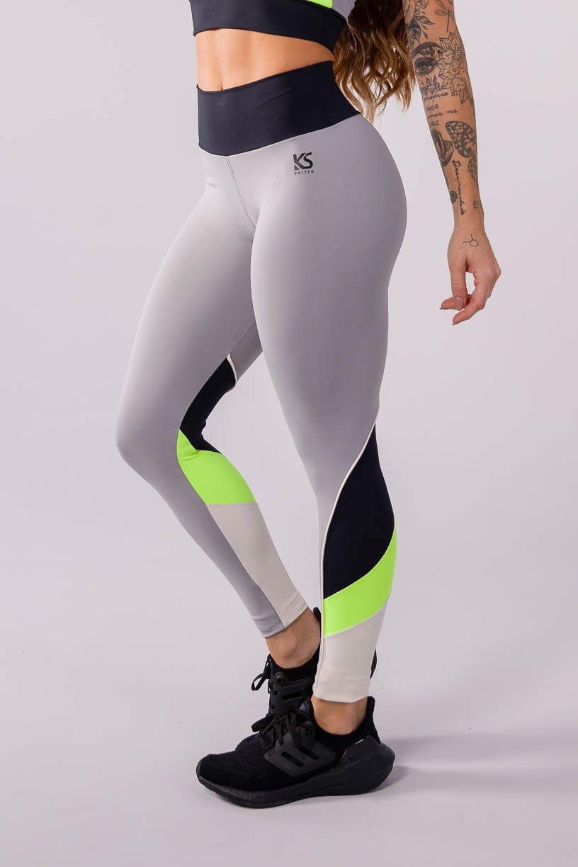 K3594-A_Calca_Legging_com_Tres_Recortes_Cinza__Preto__Off-White__Amarelo_Neon__Ref:_K3594-A