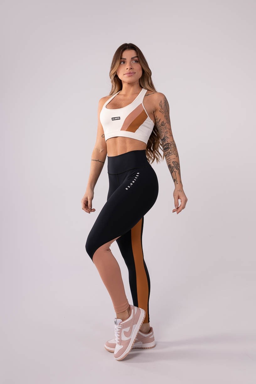 K3517-A_Calca_Legging_com_Recorte_Entrepernas_Preto__Marrom__Nude__Ref:_K3517-A