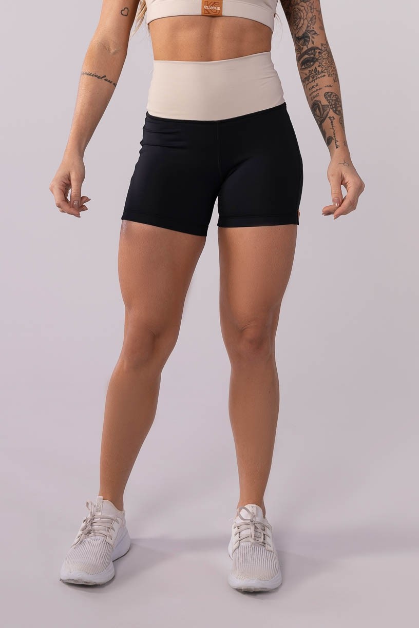 K3518-B_Short_com_Recortes_e_Cos_Alto_Preto__Bege__Marrom__Ref:_K3518-B