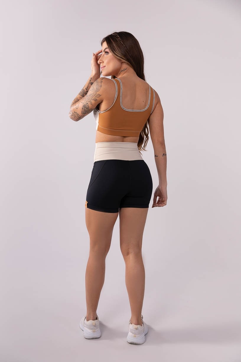 K3518-B_Short_com_Recortes_e_Cos_Alto_Preto__Bege__Marrom__Ref:_K3518-B