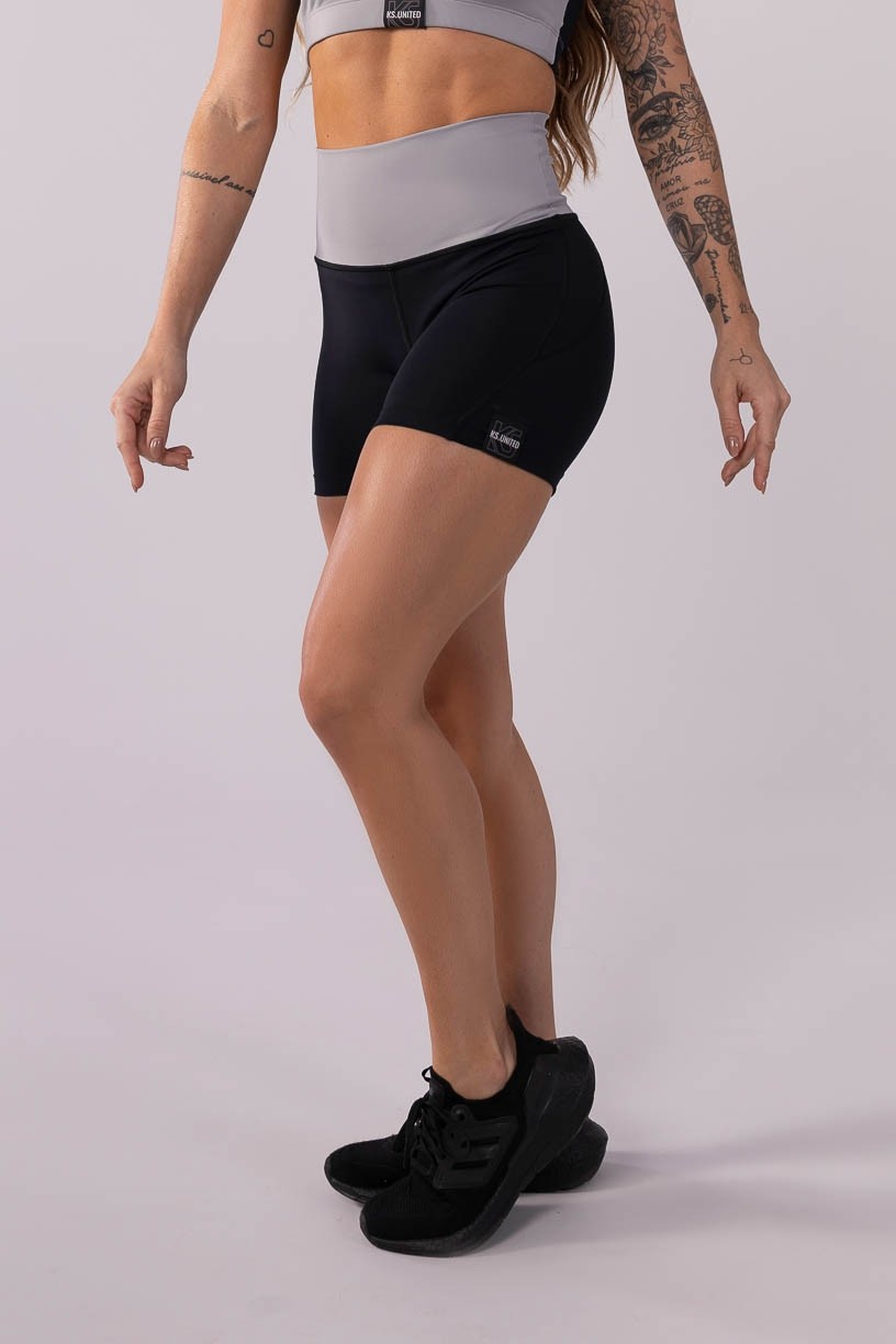 K3518-C_Short_com_Recortes_e_Cos_Alto_Preto__Cinza__Ref:_K3518-C