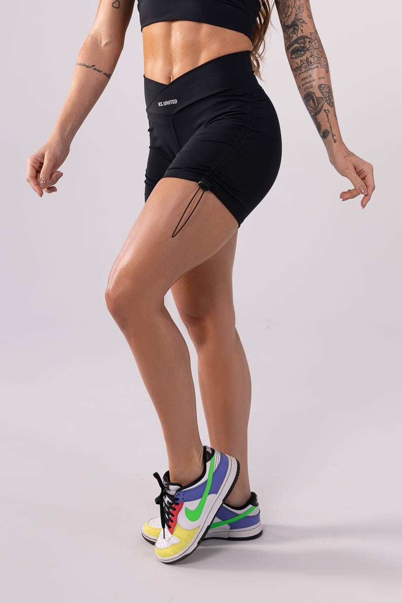 K3544-A_Short_com_Franzido_Lateral_Preto__Ref:_K3544-A