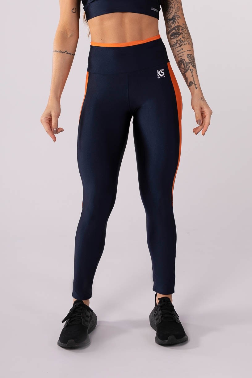 K3709-A_Calca_Legging_com_Recorte_Lateral_e_Detalhe_no_Cos_Azul_Marinho__Laranja__Ref:_K3709-A