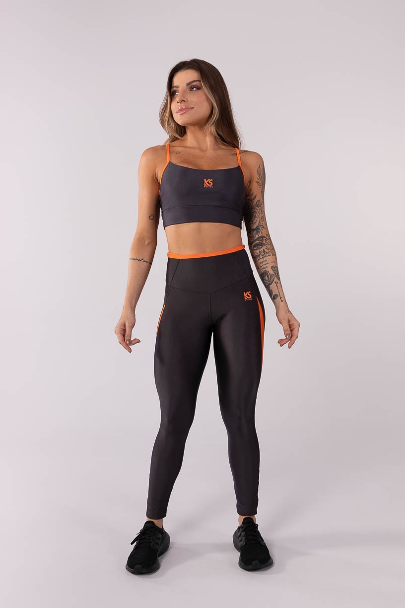 K3711-A_Calca_Legging_com_Recortes_Contrastantes_Chumbo__Laranja__Ref:_K3711-A