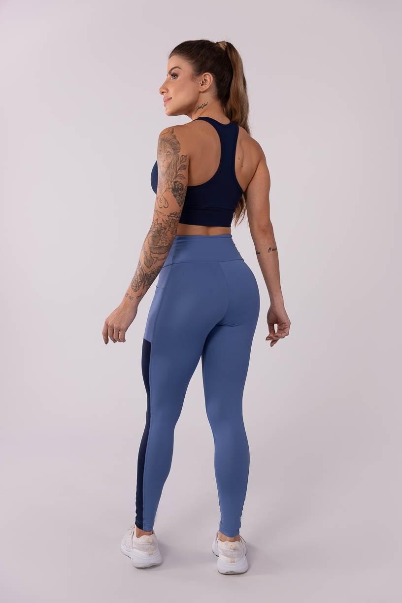 K3713-A_Calca_Legging_com_Bolsos_Laterais_Azul__Azul_Marinho__Ref:_K3713-A