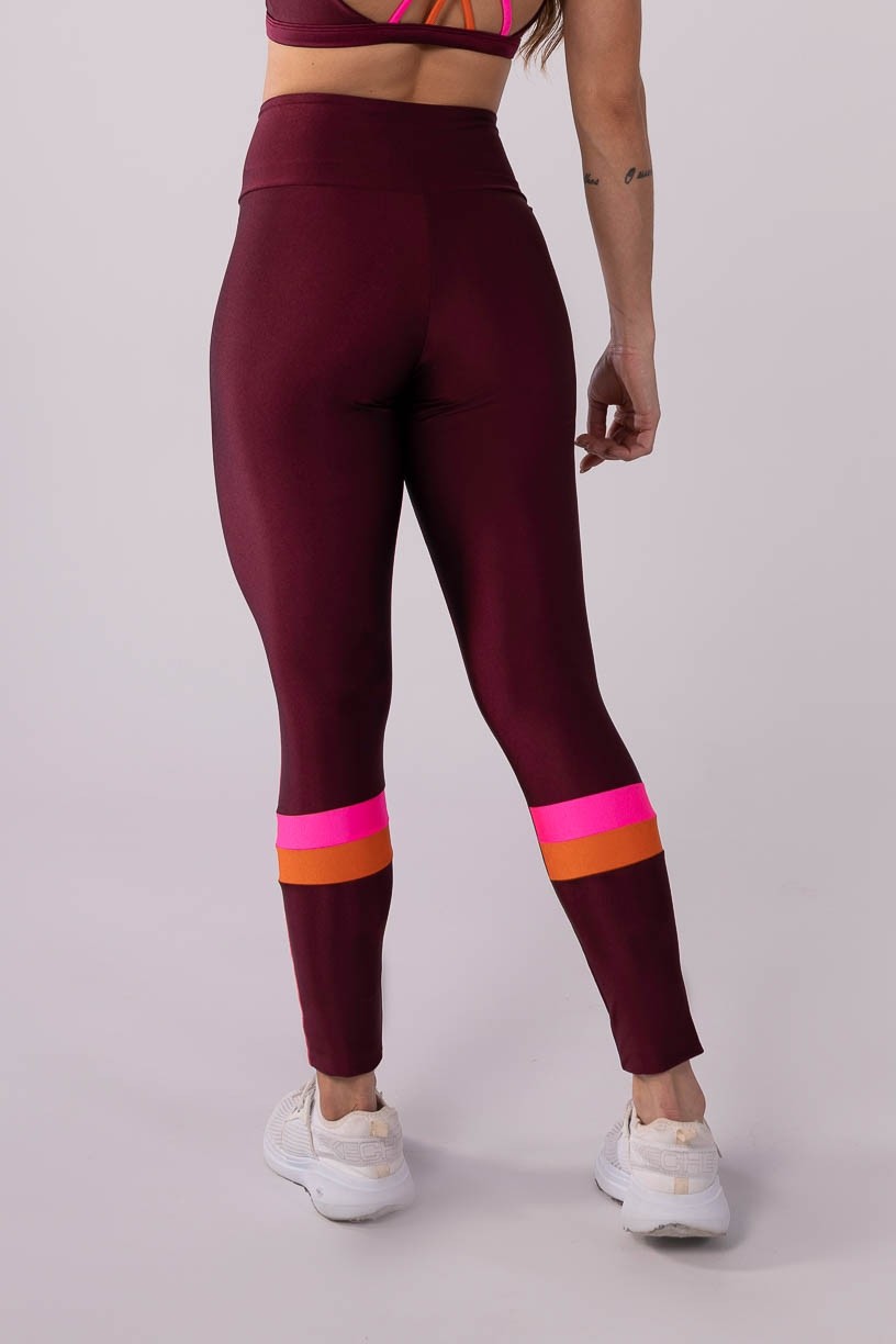 K3726-A_Calca_Legging_com_Recortes_e_Ponto_de_Cobertura_Vinho__Rosa__Laranja__Ref:_K3726-A