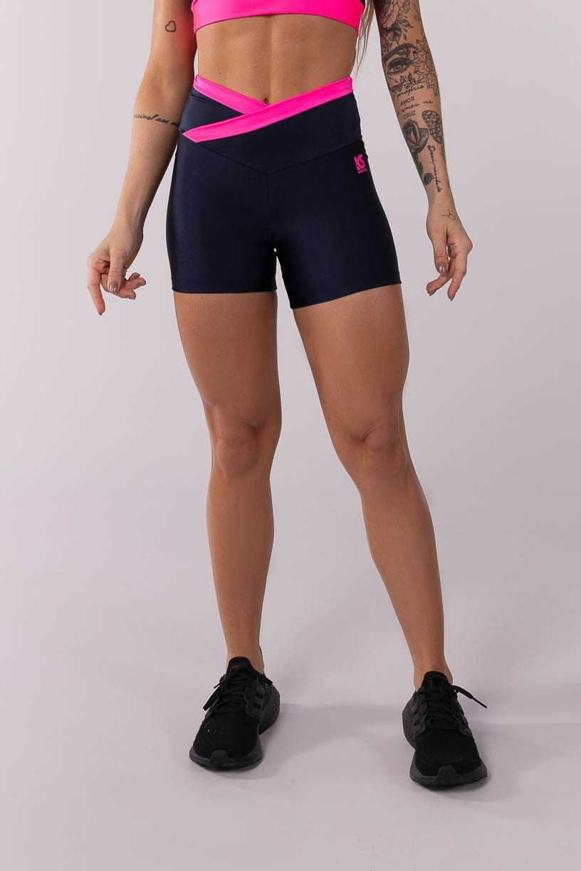 K3692-C_Short_com_Cos_Transpassado_Bicolor_Azul_Marinho__Rosa_Neon__Ref:_K3692-C