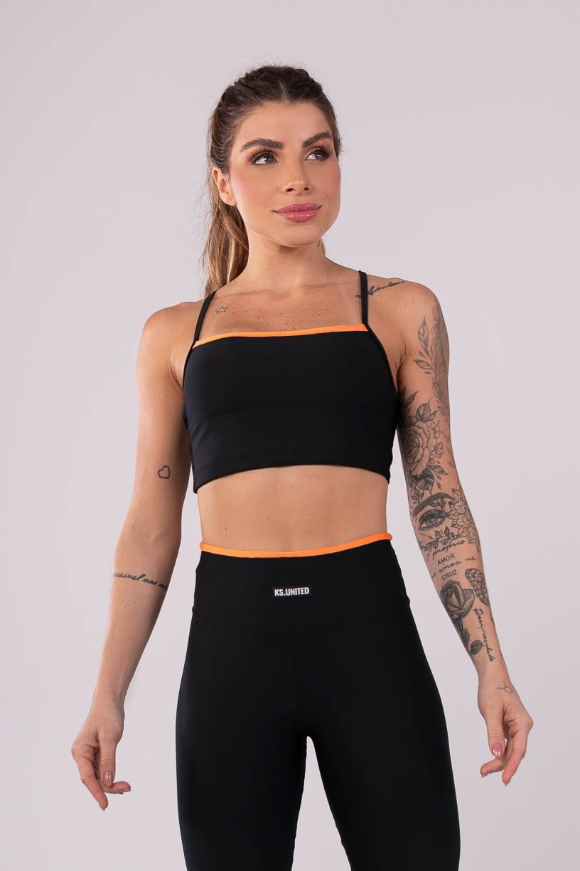 K3638-A_Top_com_Vira_no_Decote_Preto__Laranja__Ref:_K3638-A