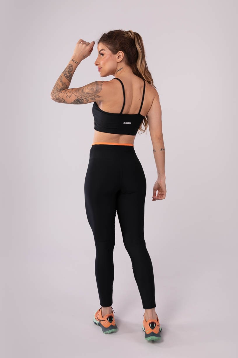 K3638-A_Top_com_Vira_no_Decote_Preto__Laranja__Ref:_K3638-A