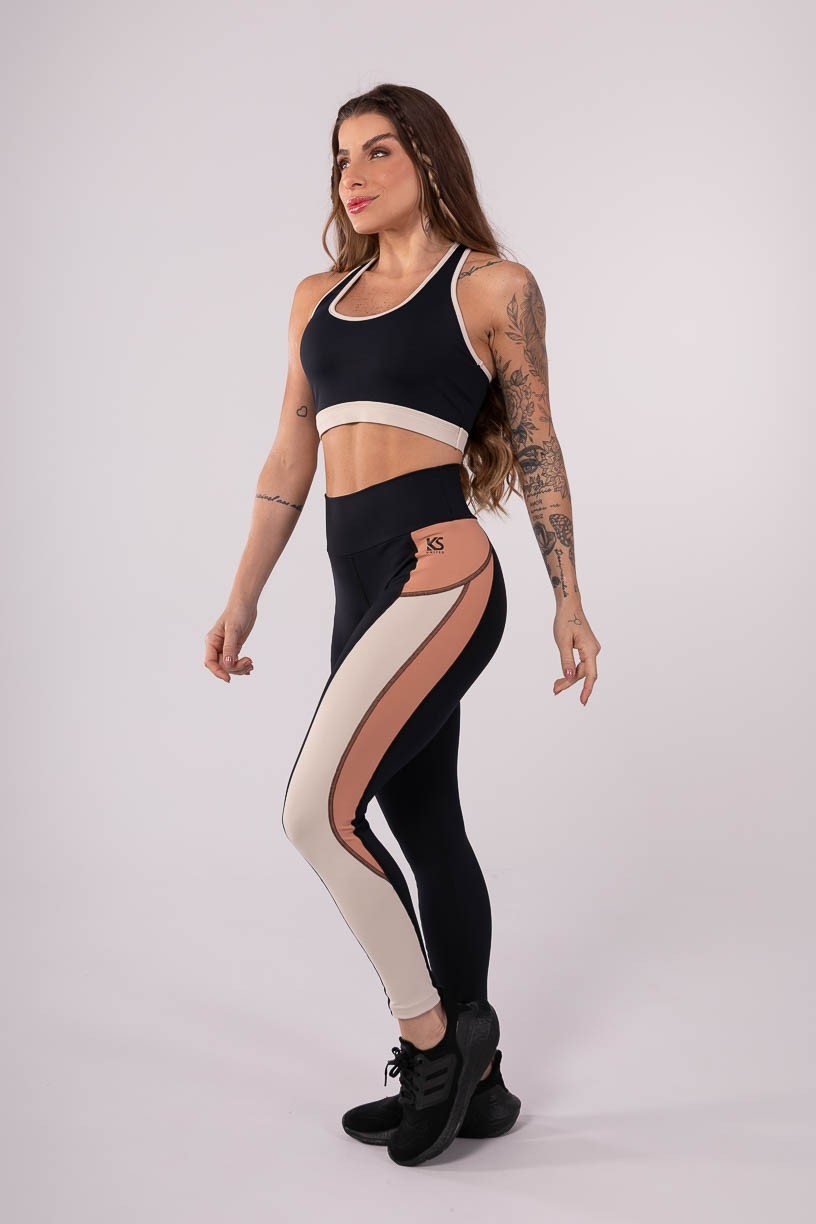 K3599-A_Calca_Legging_com_Recorte_Tricolor_Preto__Nude__Off-White__Ref:_K3599-A