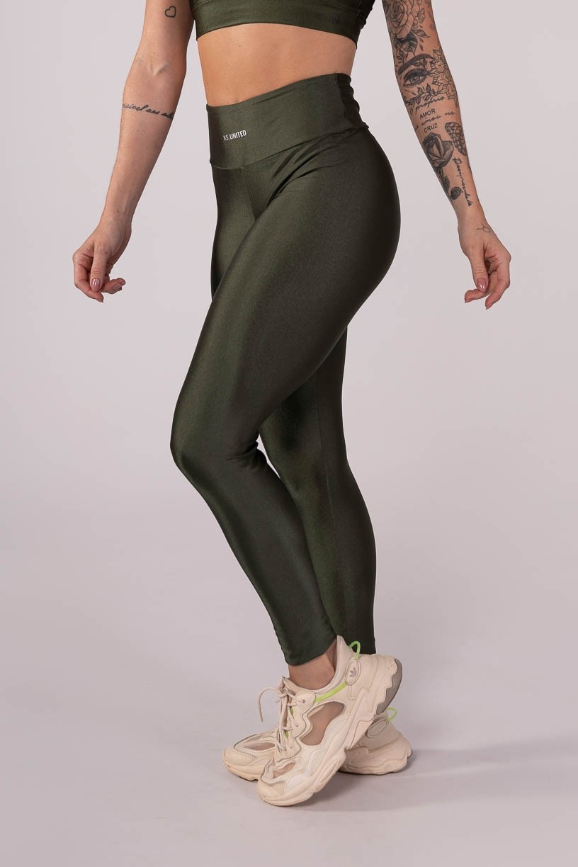 K3687-B_Calca_Legging_Empina_Bumbum_Verde_Militar__Ref:_K3687-B