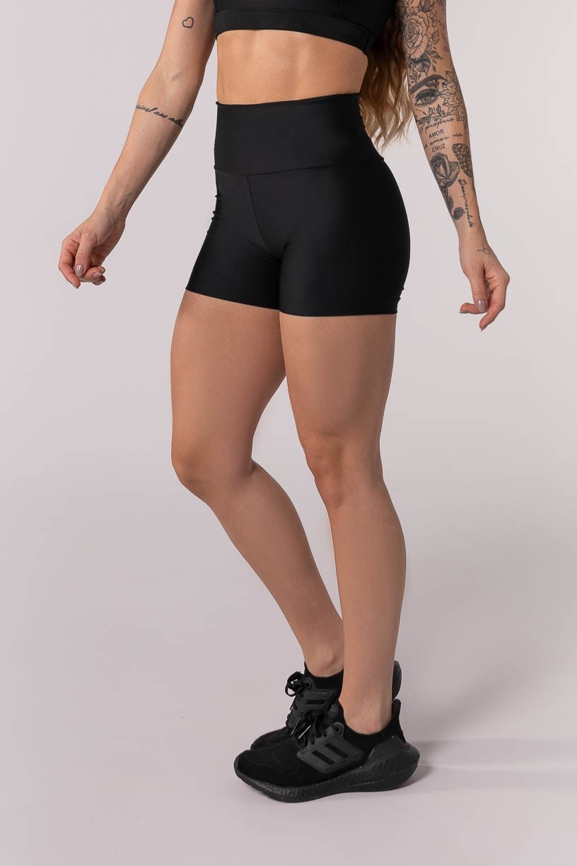 K3777-A_Short_com_Cobertura_no_Cos_Costas_Preto__Ref:_K3777-A