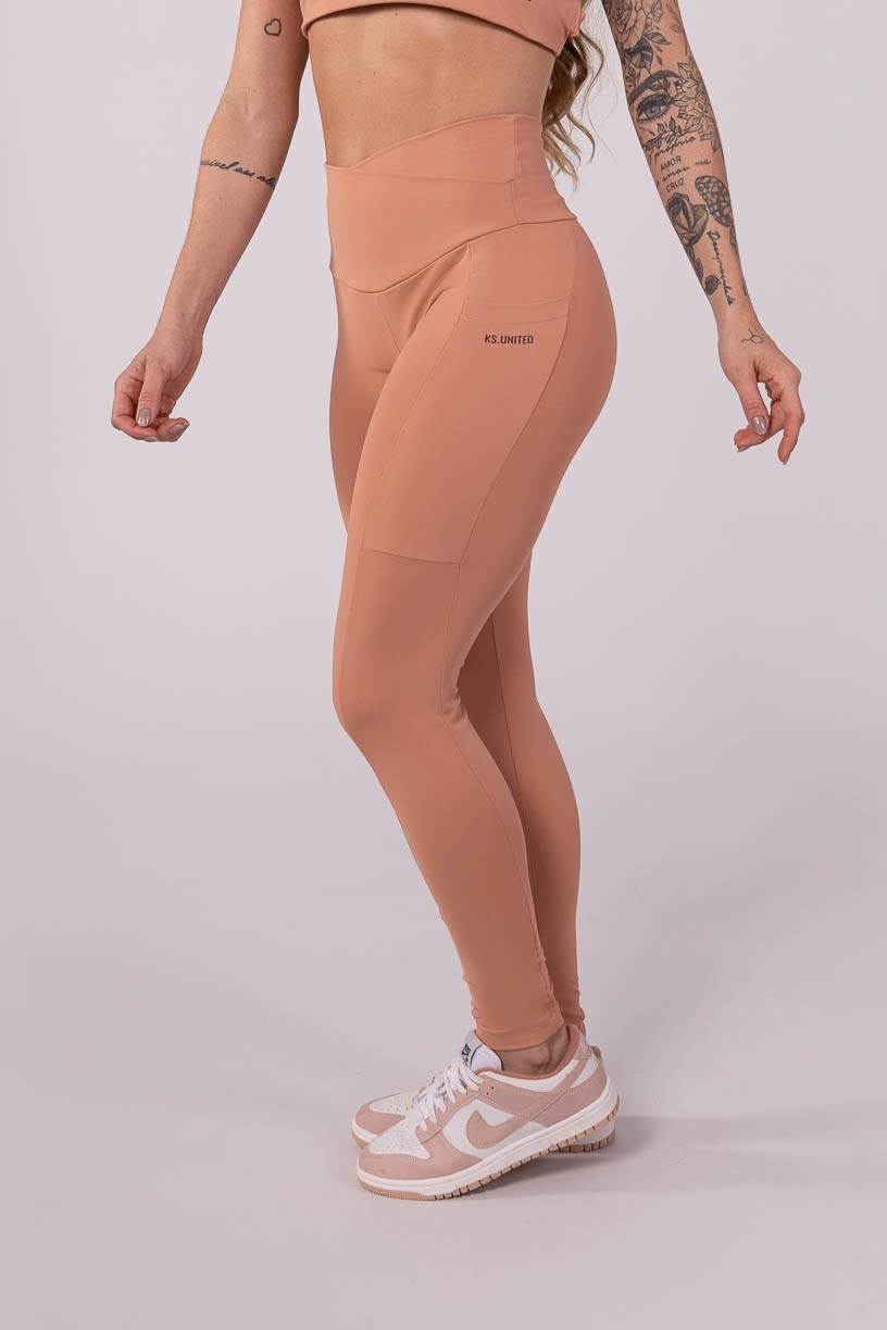 K3445-F_Calca_Legging_com_Franzido_e_Bolso_Nude__Ref:_K3445-F