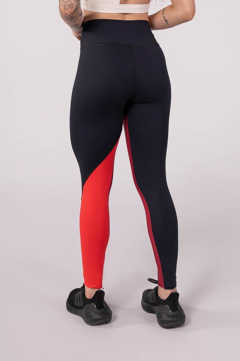 K3517-B_Calca_Legging_com_Recorte_Entrepernas_Preto__Vermelho__Vinho__Ref:_K3517-B