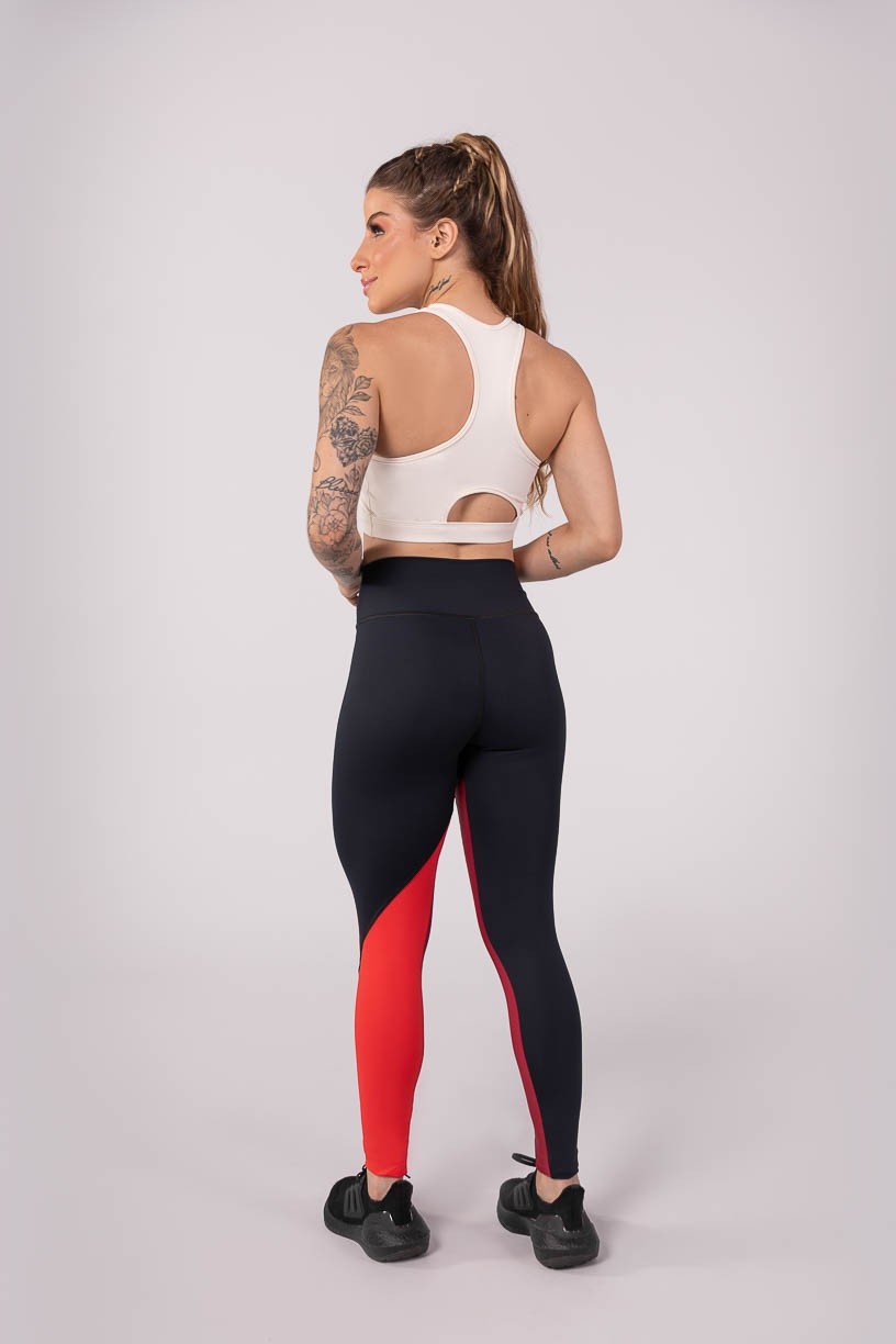 K3517-B_Calca_Legging_com_Recorte_Entrepernas_Preto__Vermelho__Vinho__Ref:_K3517-B