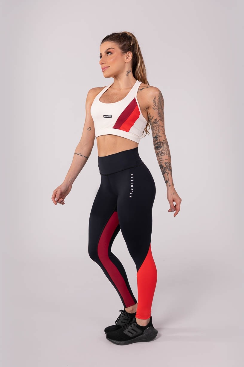 K3517-B_Calca_Legging_com_Recorte_Entrepernas_Preto__Vermelho__Vinho__Ref:_K3517-B