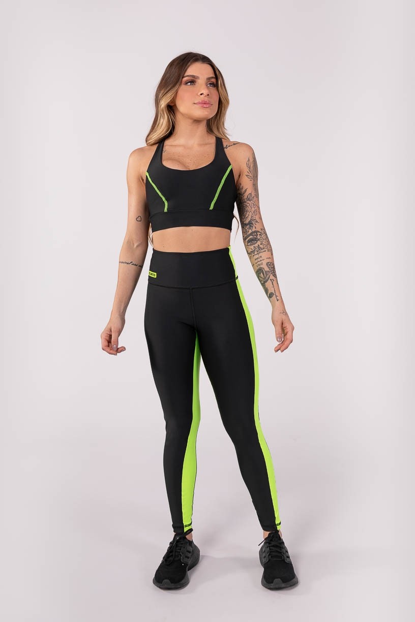 K3752-A_Calca_Legging_com_Faixa_Na_Lateral_e_Entrepernas_Preto__Amarelo_Neon__Ref:_K3752-A