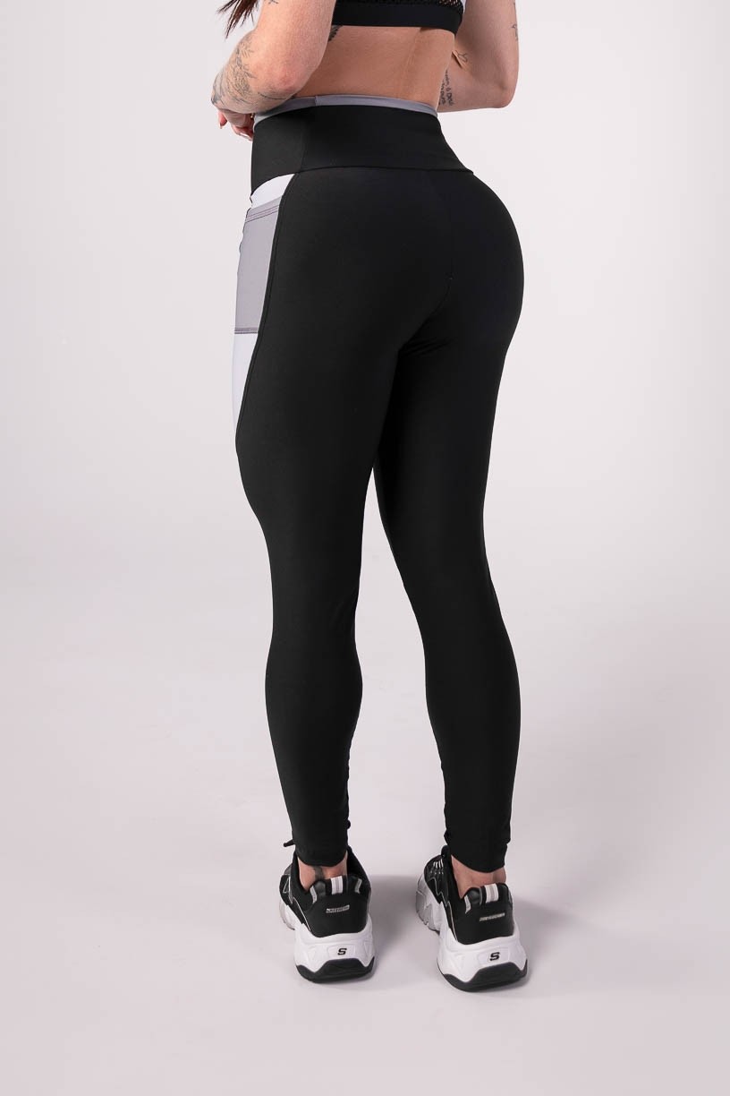 K3800-A_Calca_Legging_com_Bolso_e_Vira_no_Cos_Preto__Branco__Cinza__Ref:_K3800-A