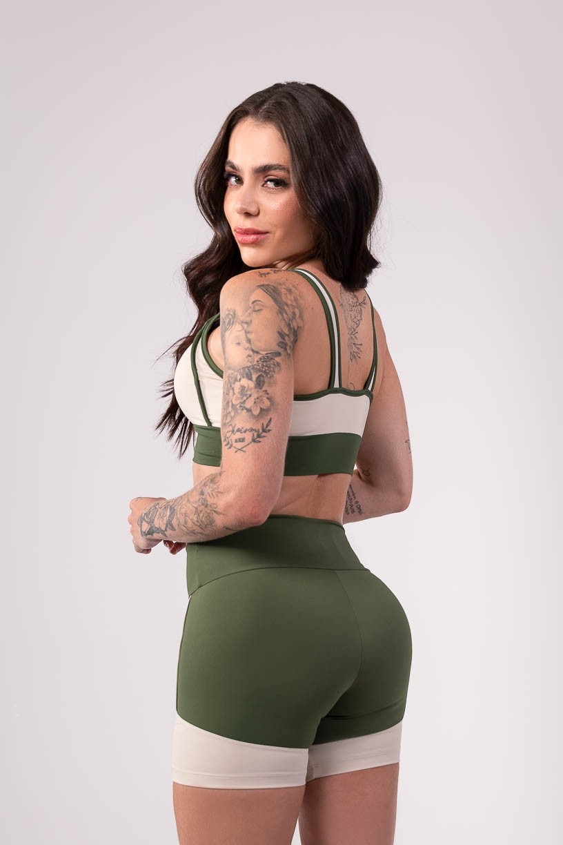 K3512-C_Top_com_Alcas_e_Detalhe_em_Vies_Off-White__Verde_Militar__Ref:_K3512-C