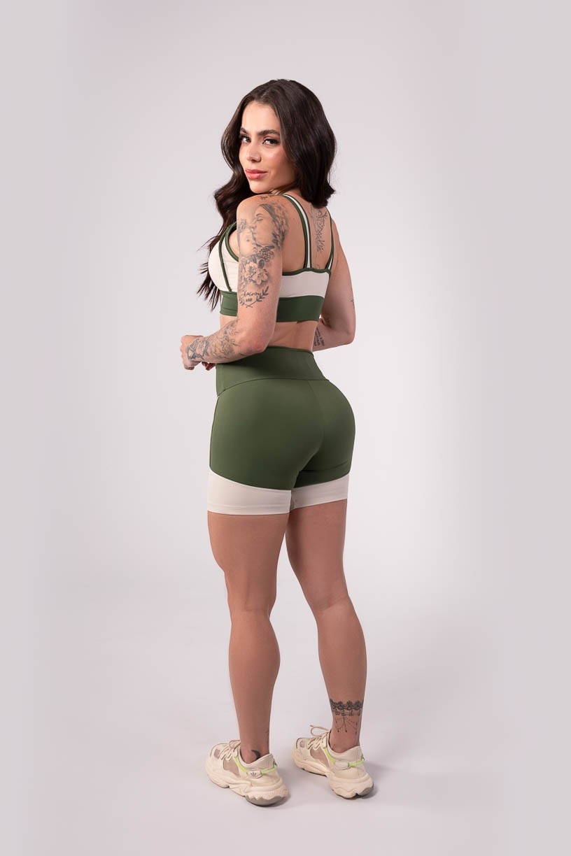 K3512-C_Top_com_Alcas_e_Detalhe_em_Vies_Off-White__Verde_Militar__Ref:_K3512-C