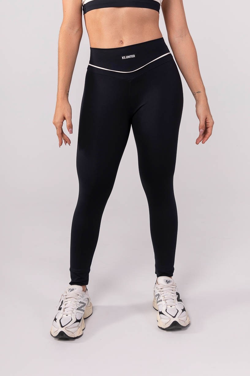 K3624-A_Calca_Legging_com_Cos_de_Bico_e_Vivo_Preto__Off-White__Ref:_K3624-A