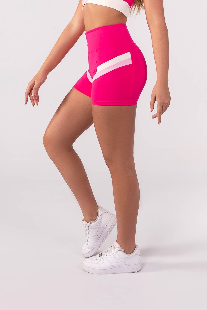 K3865-A_Short_com_Faixas_Rosa__Off-White__Rosa_Claro__Ref:_K3865-A