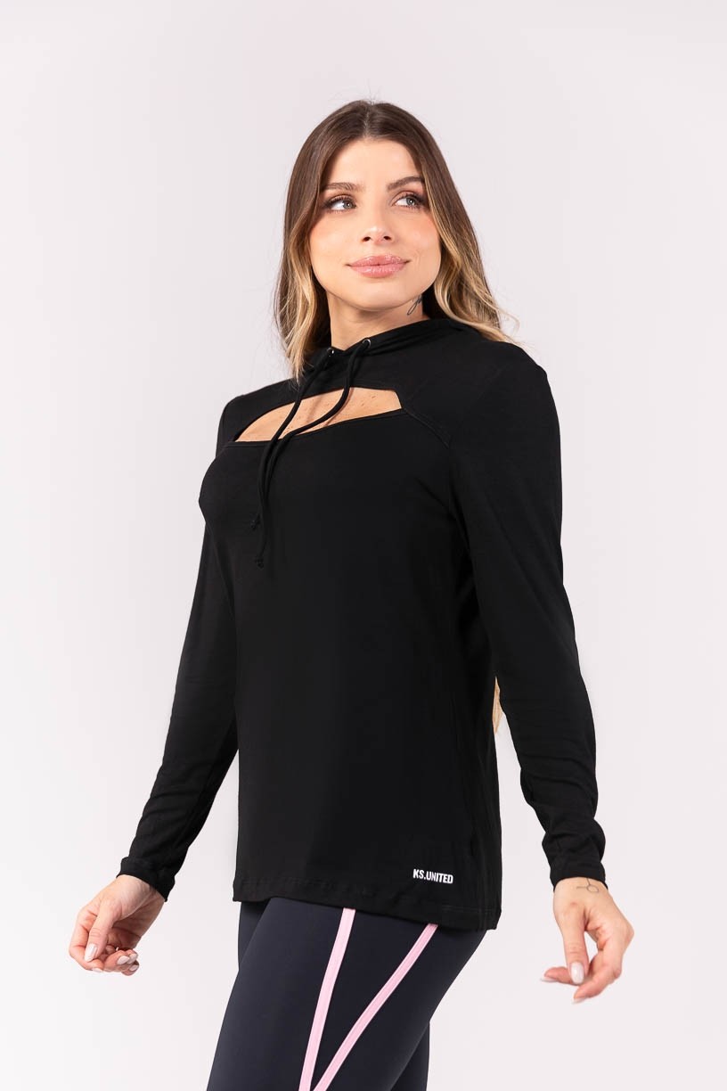 K3921-A_Blusa_com_Abertura_e_Capuz_Preto__Ref:_K3921-A