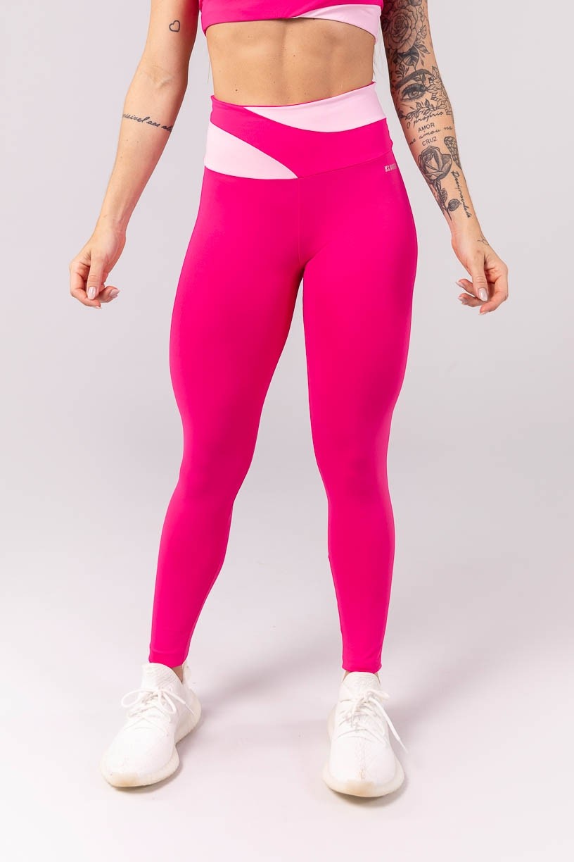 K3909-A_Calca_Legging_com_Recortes_no_Cos_Rosa__Rosa_Claro__Ref:_K3909-A