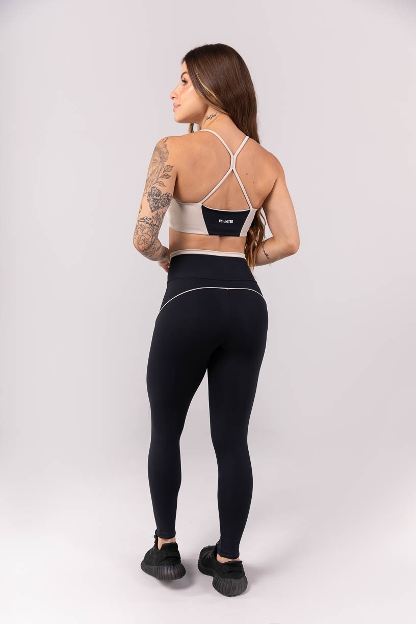 K3905-A_Calca_Legging_com_Vivo_e_Vira_no_Cos_Preto__Off-White__Ref:_K3905-A