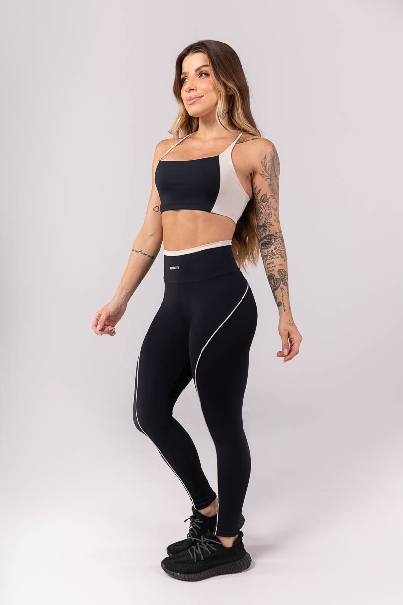 K3905-A_Calca_Legging_com_Vivo_e_Vira_no_Cos_Preto__Off-White__Ref:_K3905-A