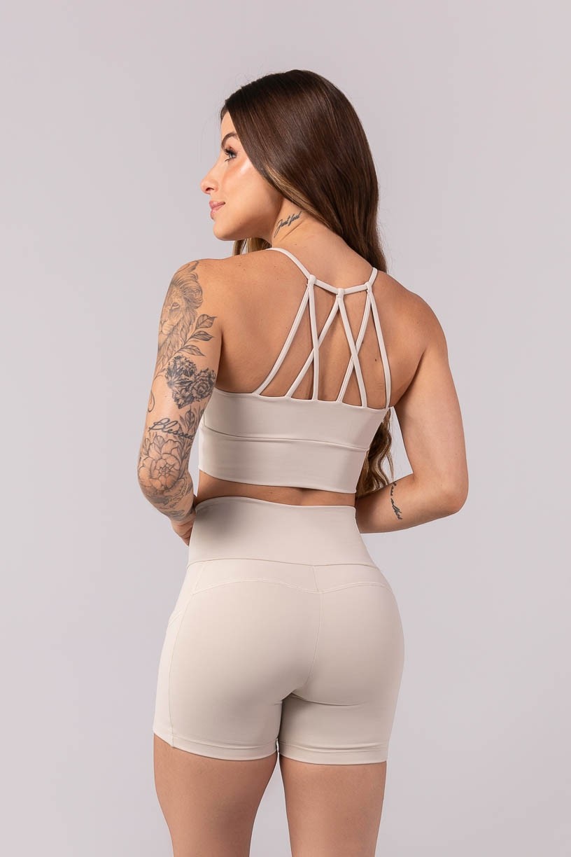 K3910-A_Top_com_Tiras_nas_Costas_Off-White__Ref:_K3910-A