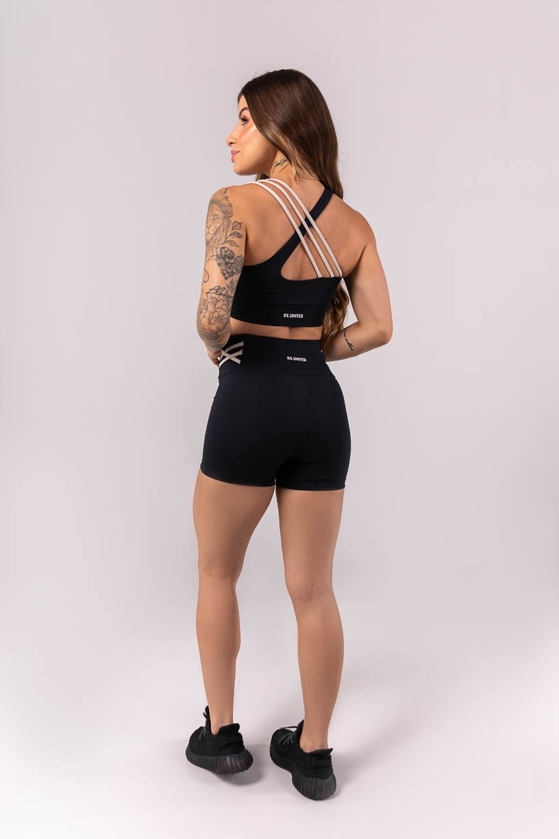 K3893-A_Top_Assimetrico_com_Tiras_Preto__Off-White__Ref:_K3893-A