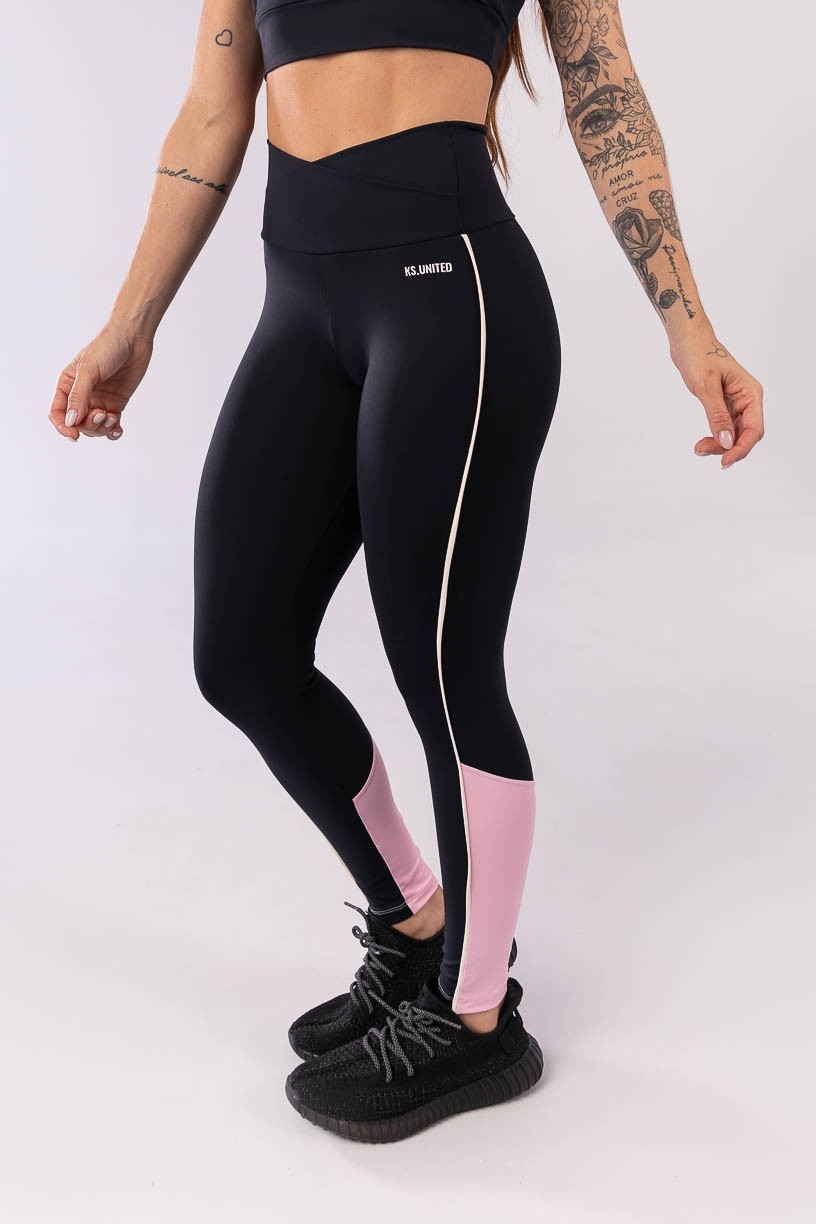 K3841-A_Calca_Legging_com_Recorte_e_Cos_Transpassado_Preto__Rosa_Claro__Off-White__Ref:_K3841-A