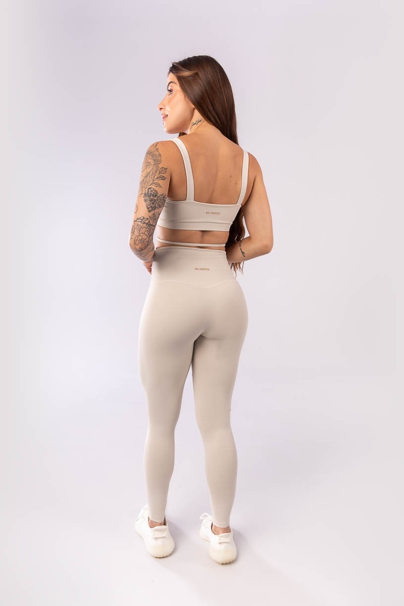 K3930-A_Calca_Legging_sem_Gancho_com_Cos_em_V_Bege__Ref:_K3930-A