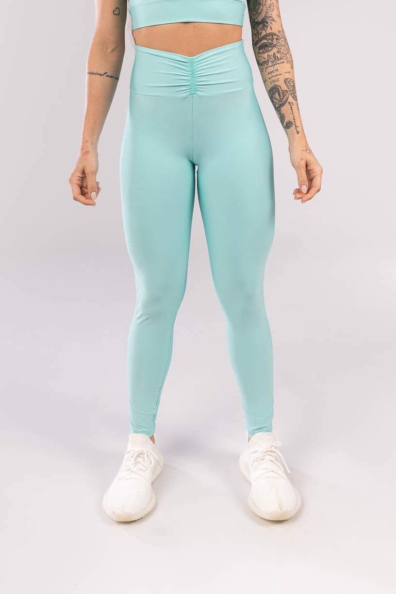 K3940-B_Calca_Legging_com_Cos_Franzido_na_Frente_Verde_Claro__Ref:_K3940-B