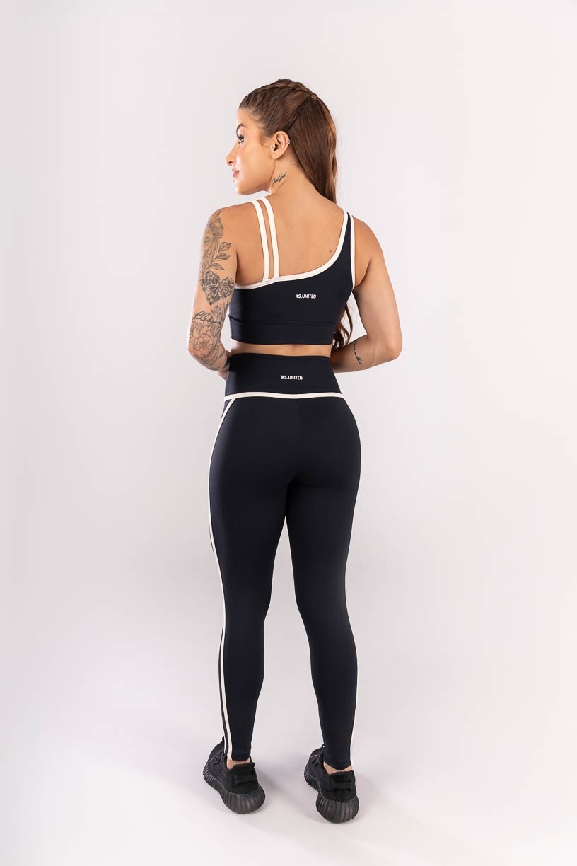 K3966-A_Calca_Legging_com_Detalhe_em_Vivo_no_Cos_e_nas_Laterais_Preto__Off-White__Ref:_K3966-A