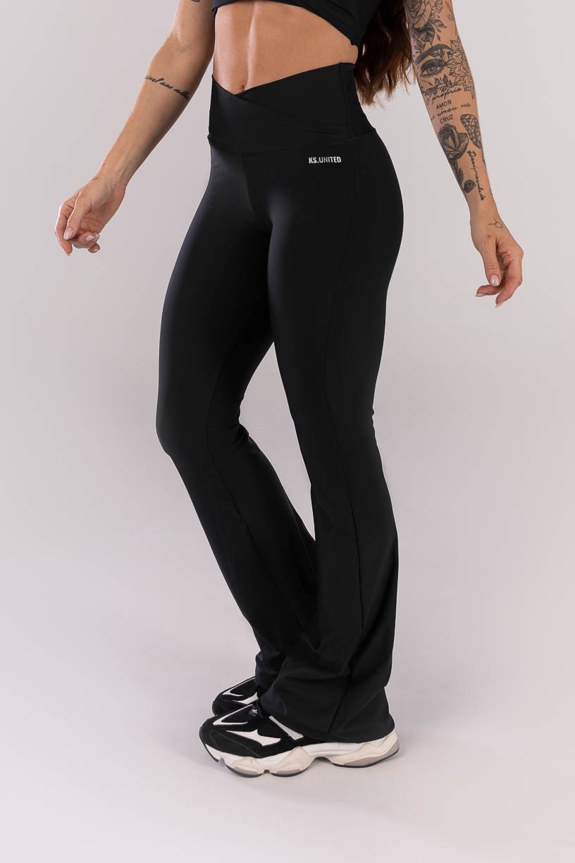 K3971-A_Calca_Legging_Flare_com_Cos_Transpassado_Preto__Ref:_K3971-A