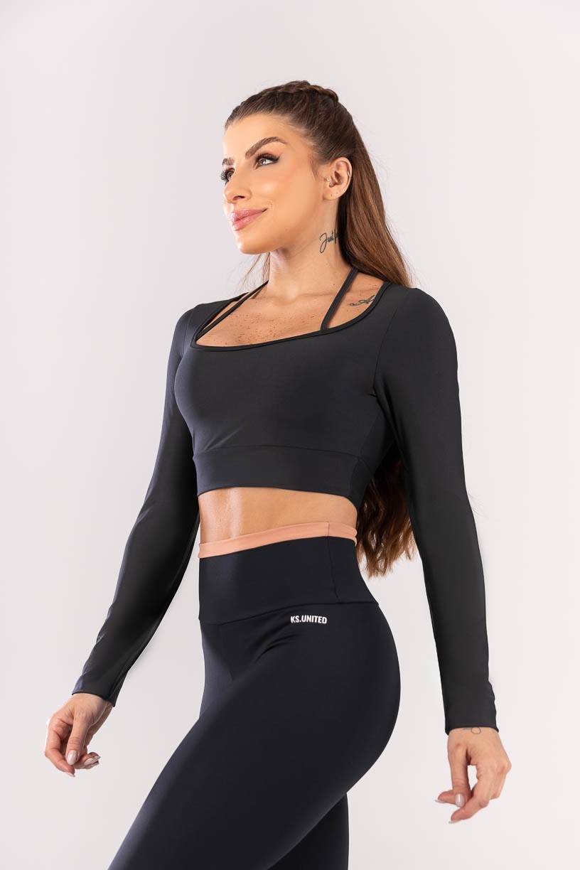 K3984-A_Cropped_Justinho_Manga_Longa_com_Alcas_Strappy_Preto__Ref:_K3984-A